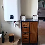 Ensemble De 2 Pour 8 Personnes * Lédignan