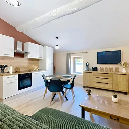 Ensemble De 2 Pour 8 Personnes Lédignan